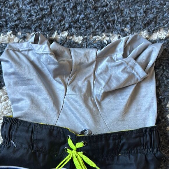 Bundle of 4 Boys Swim Trunks - Picture 8 of 8